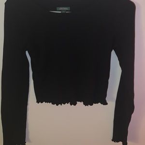 Black lettuce crop top